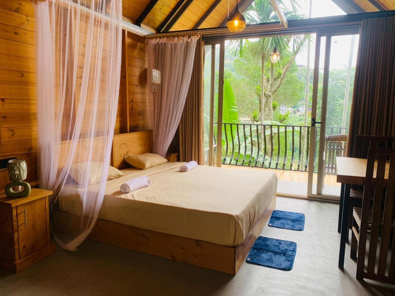 Happy Sky Ella Hotel Bagian luar foto