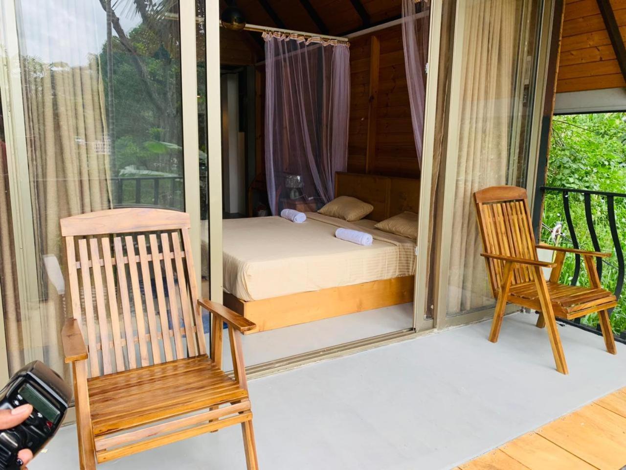 Happy Sky Ella Hotel Bagian luar foto